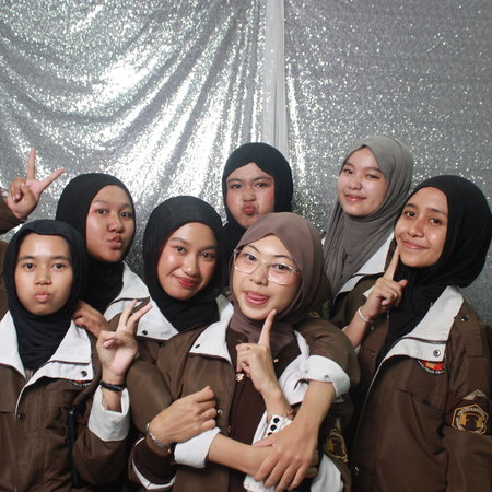 Dokumentasi Photo Booth Harmoni Purnabakti POLBAN 2026 - 71