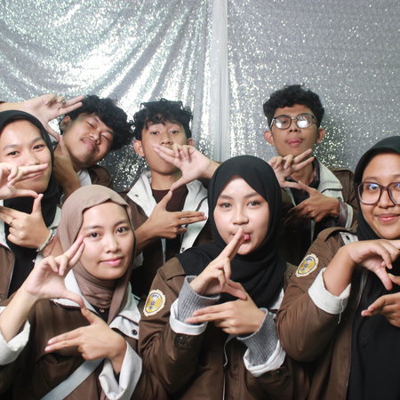 Dokumentasi Photo Booth Harmoni Purnabakti POLBAN 2026 - 55