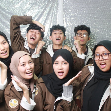 Dokumentasi Photo Booth Harmoni Purnabakti POLBAN 2026 - 54
