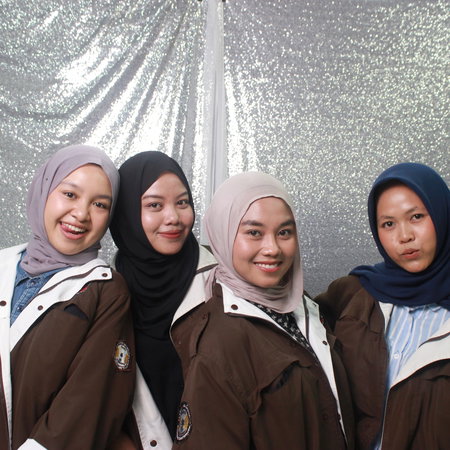 Dokumentasi Photo Booth Harmoni Purnabakti POLBAN 2026 - 40