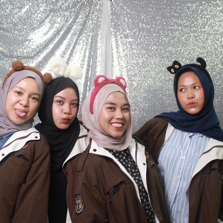 Dokumentasi Photo Booth Harmoni Purnabakti POLBAN 2026 - 39