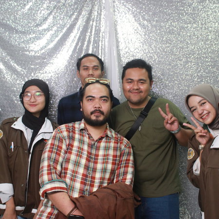 Dokumentasi Photo Booth Harmoni Purnabakti POLBAN 2026 - 26