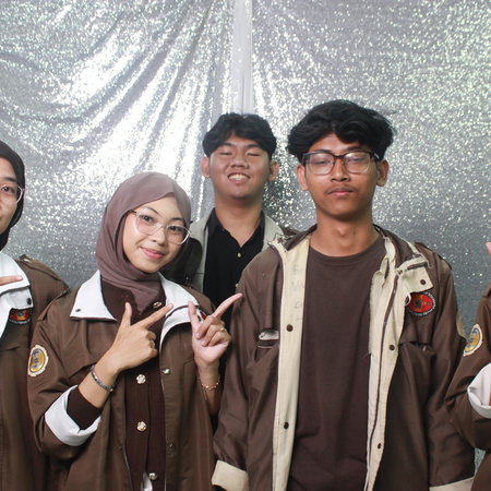 Dokumentasi Photo Booth Harmoni Purnabakti POLBAN 2026 - 14